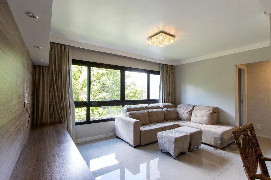 Imagem **Apartamento Residencial com 3 Quartos e 3 Banheiros em Camaquã, Porto Alegre, RS**
