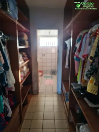 Imagem Apartamento Amplo, ventilado e bem localizado no Bairro de Fátima.