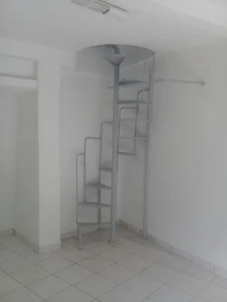 Imagem Casa com 1 Quarto à Venda, 120 m² em Vila Firmiano Pinto - São Paulo