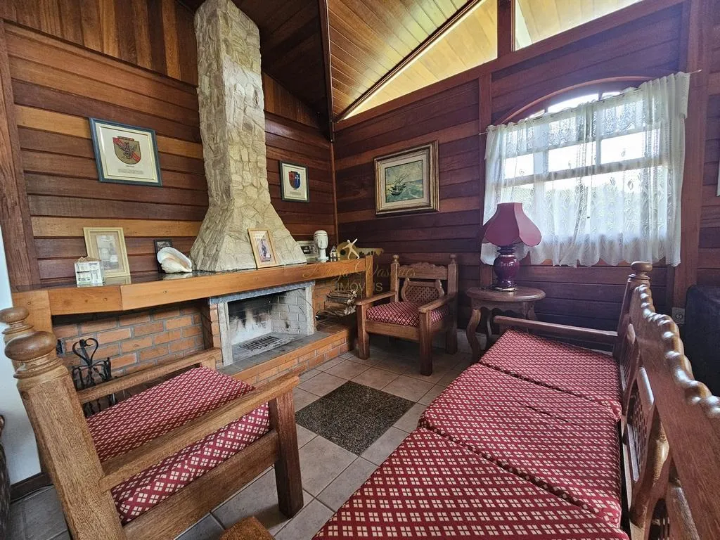Imagem Casa em Condomínio para Venda em Teresópolis / RJ no bairro Green Valley