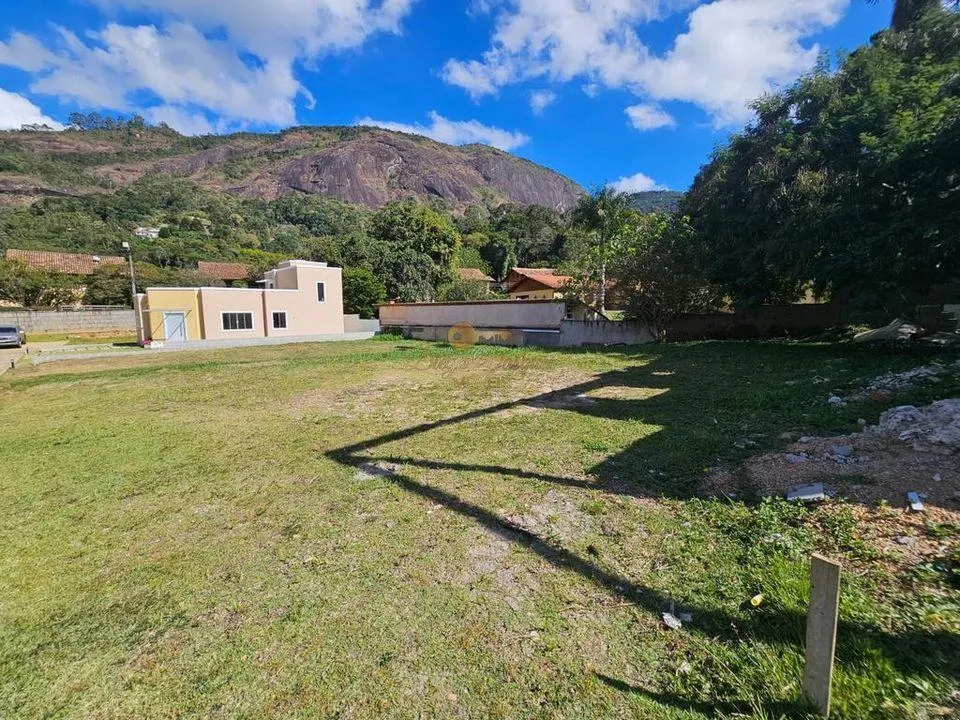Imagem Terreno em Condomínio para Venda em Teresópolis / RJ no bairro Parque do Imbui