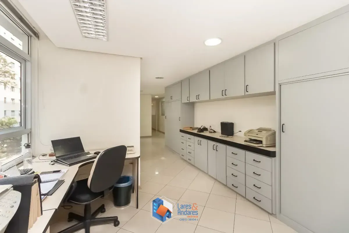 Imagem Conjunto comercial para venda em Consolação, 202m²