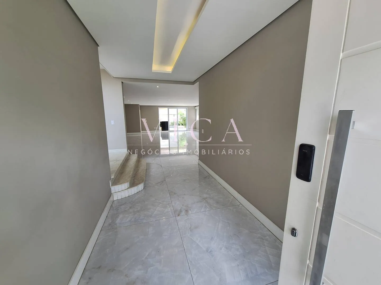 Imagem Casa com 4 suítes, 468m² para venda por R$ 5.000.000 - Alphaville/SP