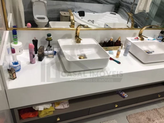 Imagem CASAL IMÓVEIS VENDE SOBRADO CIDADE JARDIM 2 4 SUÍTES + 2 VGS E ESPAÇO GOURMET PISICINA COM JACUZZI