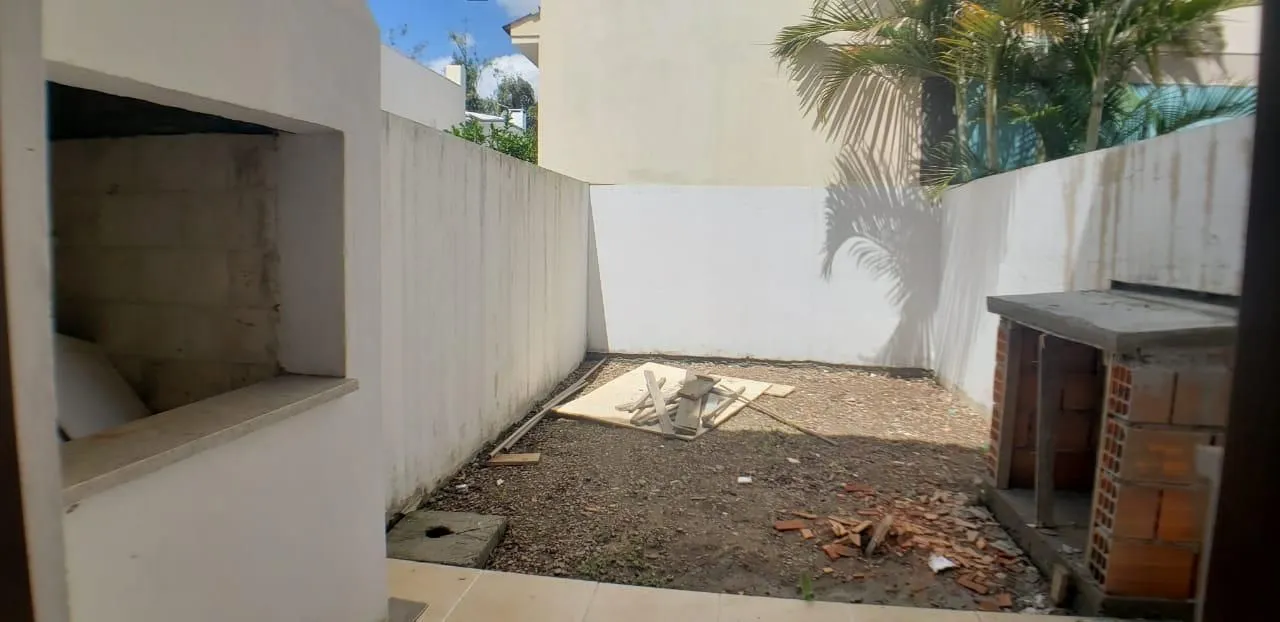 Imagem Casa para Venda - 87.5m², 3 dormitórios, sendo 2 suites, 1 vaga - Lagos De Nova Ipanema