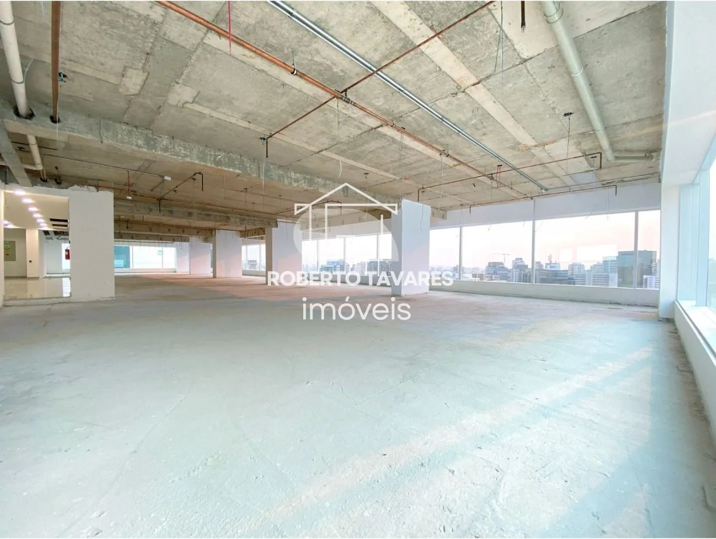 Imagem Prédio Inteiro de 10640m² no bairro Liberdade, em São Paulo