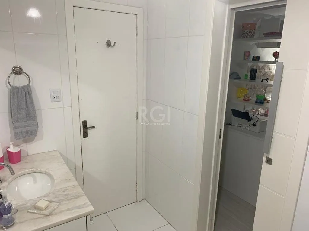 Imagem Casa para Venda - 323m², 4 dormitórios, sendo 2 suites, 3 vagas - Jardim Itu