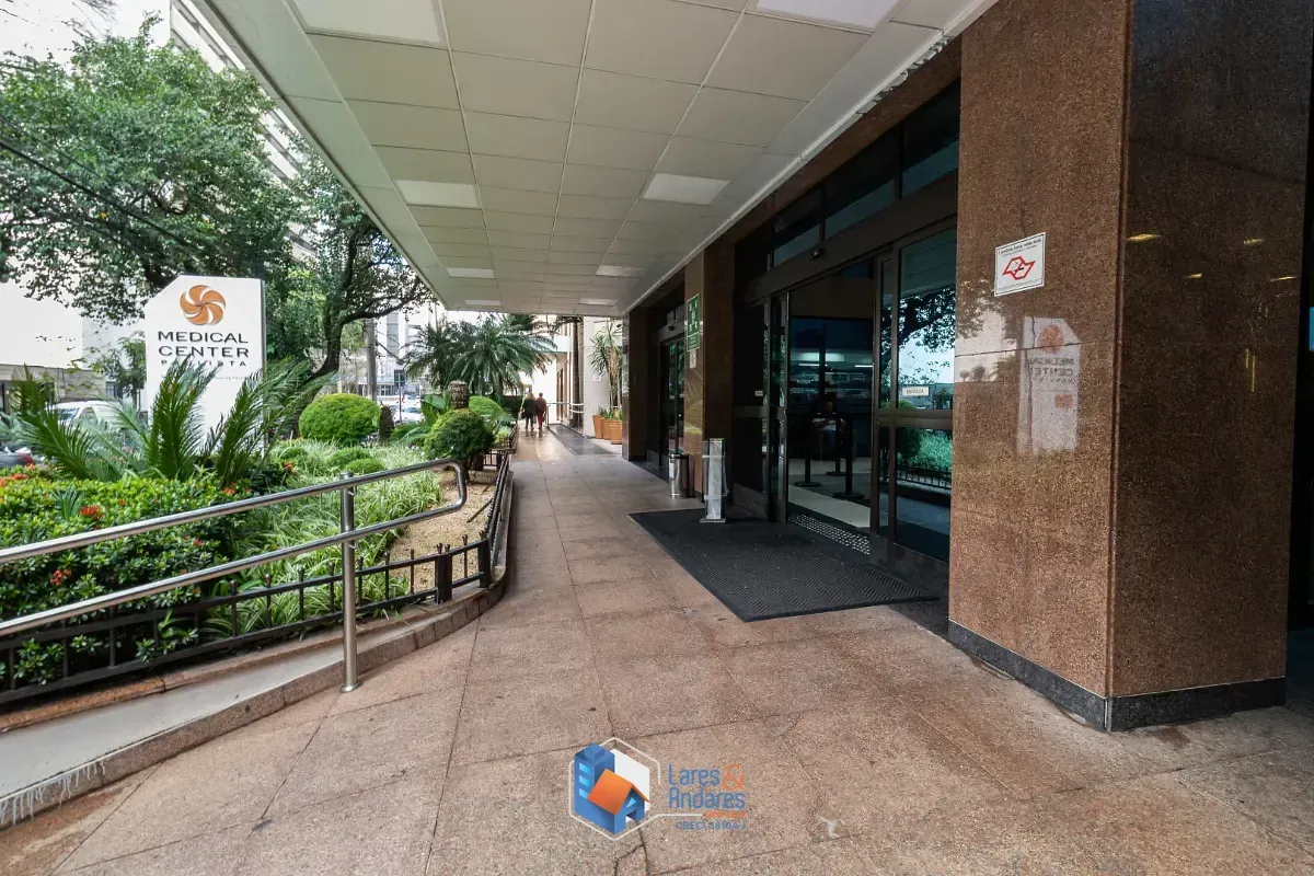 Imagem Loja de rua para venda em Moema, 52m²