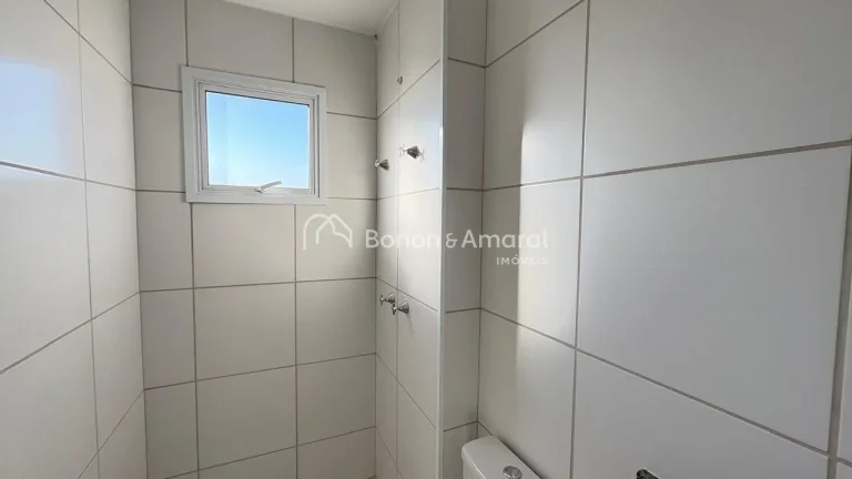 Imagem Apartamento recém entregue pela construtora em andar alto, com 2 vagas de garagem cobertas, oferece...