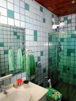 Imagem LINDA CASA DE 4 DORMITORIOS E PISCINA - PERMUTA ABCD SP