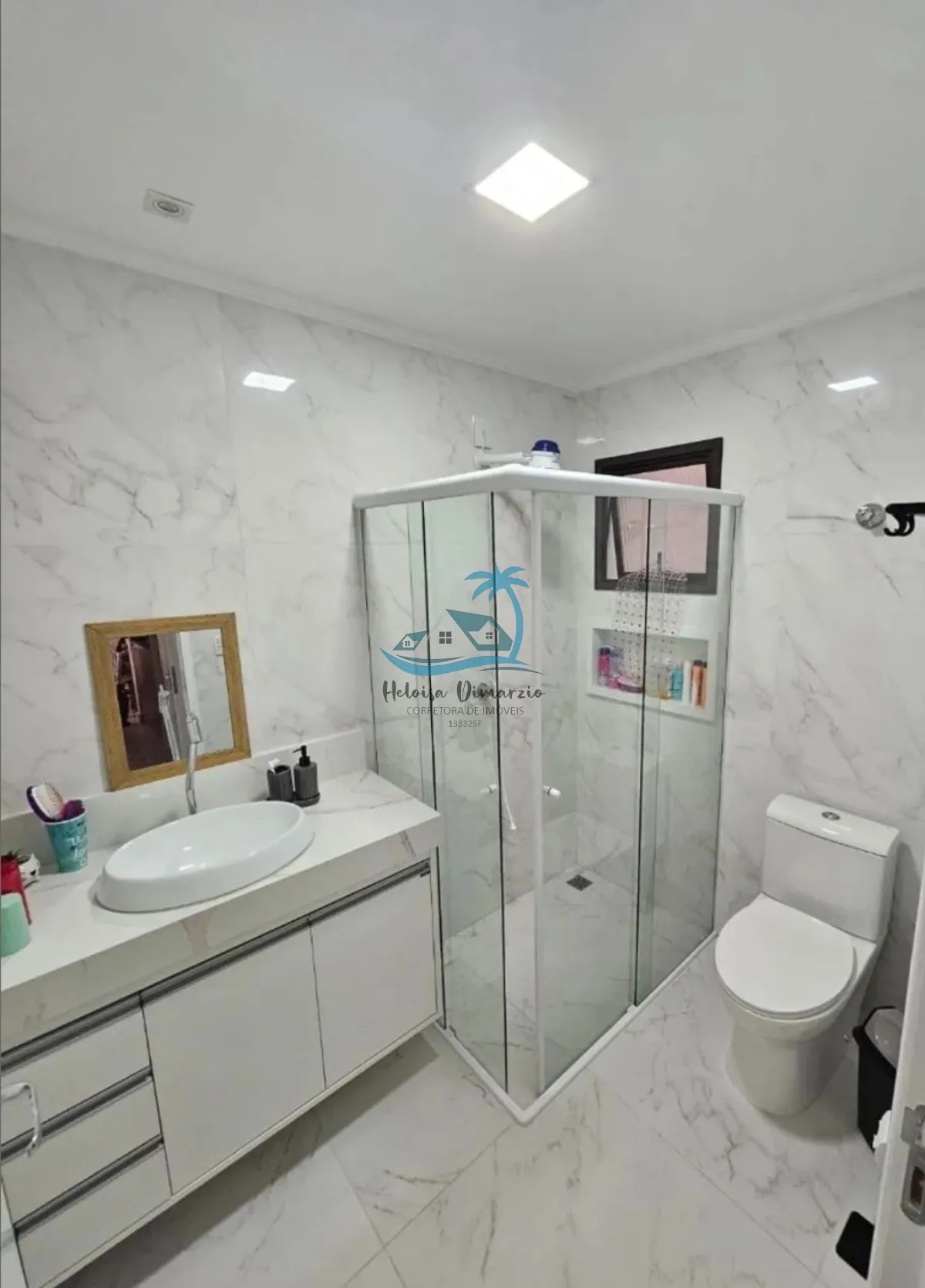Imagem Apartamento com 76m² a venda no centro de Ubatuba - em excelente localização por 689.000,00.