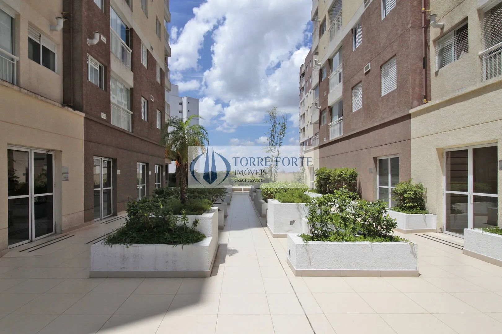 Imagem Apartamento à venda com 52m², 2 quartos e 1 vaga, na Freguesia do Ó