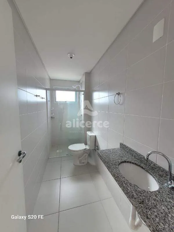 Imagem Apartamento á venda com 02 Dormitórios em Areias - São José -SC.