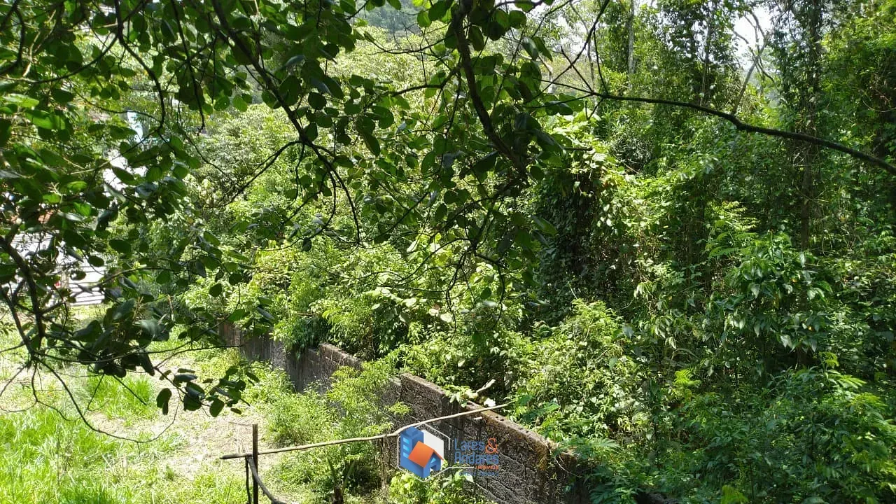 Imagem Terreno à venda, 550m², 525m² e 487,50m² - 3 lotes de 1562m² no total - Vendidos juntos, lote cercado com acesso rua terra. Mantiqueira, Mairiporã.