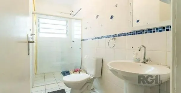 Imagem Casa no bairro Petrópolis de 3 dormitórios e 2 vagas