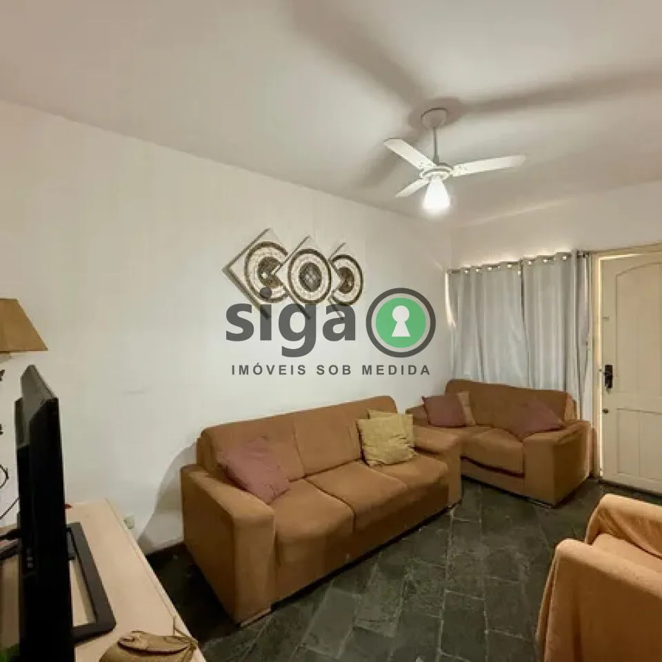 Imagem Casa com Quintal Próxima à Estação Granja Julieta e Shopping Morumbi.