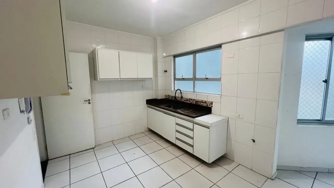 Imagem Apartamento com 2 Quartos à Venda, 84 m² em Gonzaga - Santos