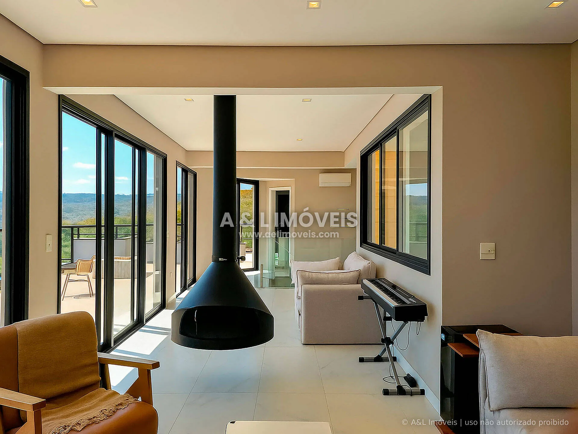 Imagem Casa 355,00 m² | 3 suítes | Vista Pedra do Baú | Santo Antônio do Pinhal