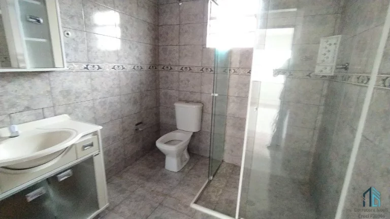 Imagem Casa a venda 03 quartos , 04 vagas no Bairro Alto em Curitiba PR