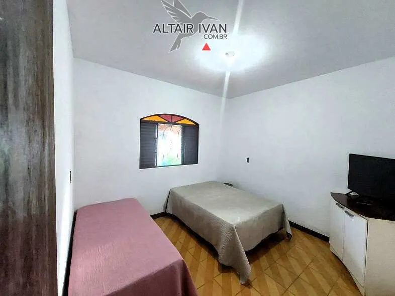 Imagem Casa antiga em bom estado