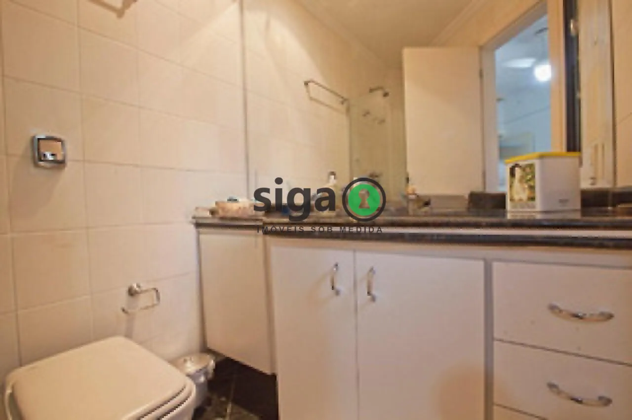 Imagem Apartamento a venda ou locação 246 m² 5 dormitórios 3 suítes 4 vagas 1 depósito no Real Parque - SP