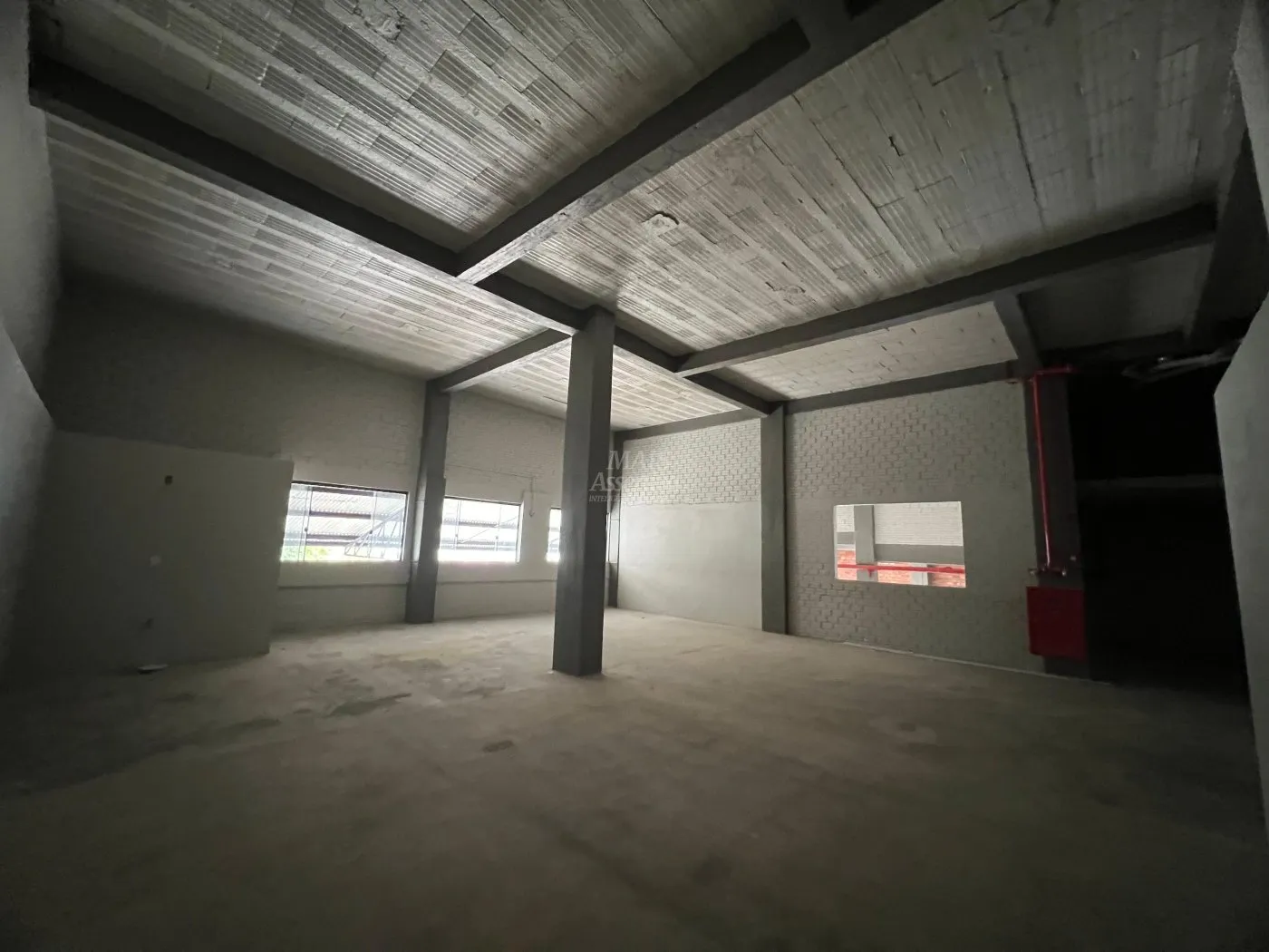 Imagem Pavilhão para locação, bairro Rondonia em Novo Hamburgo - 633,83m²