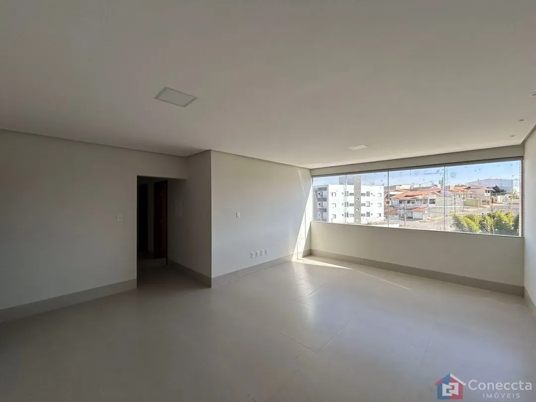 Imagem Apartamento com 3 dormitórios à venda, 105 m² por R$ 680.000,00 - Sobradinho - Patos de Minas/MG
