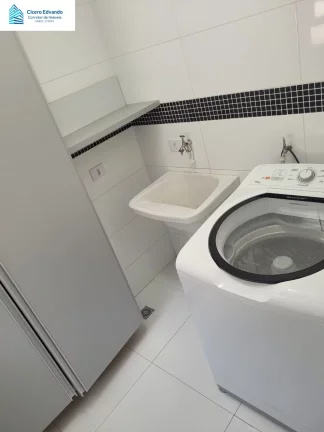 Imagem CASA RESIDENCIAL em SANTANA DE PARNAÍBA - SP, SURU