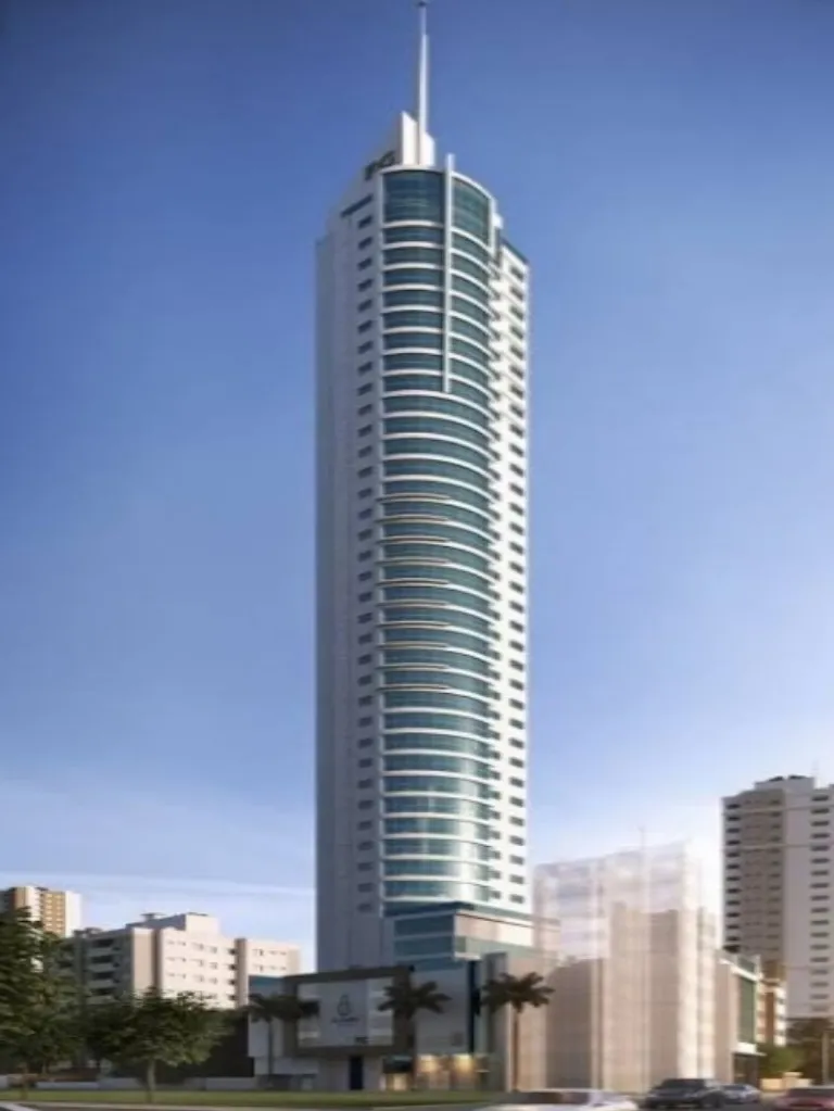 Imperdível! Apartamento de luxo à venda no Centro de Balneário Camboriú-SC, 4 quartos, 4 suítes, 2 salas, 4 banheiros, 3 vagas de garagem, 132m². Condomínio Edifício Olympo Tower.