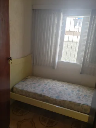 Imagem Sobrado com 4 Quartos para Alugar, 260 m² em Vila Nivi - São Paulo