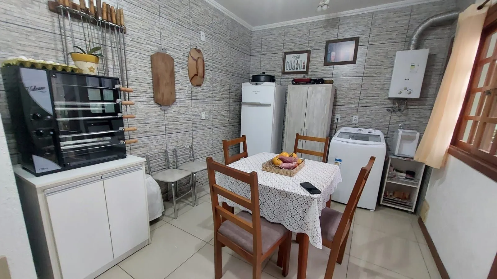 Imagem CASA NO LAGOS DE NOVA IPANEMA - 02 QUARTOS E ATELIER NO PISO SUPERIOR