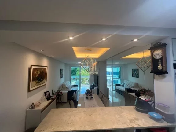Imagem Excelente apartamento reformado com três quartos varanda a venda em Alphaville l