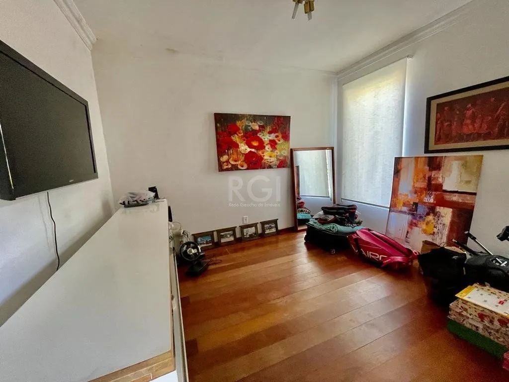 Imagem Casa para Venda - 187.9m², 4 dormitórios, 1 suite, 2 vagas - Pedra Redonda, Poa