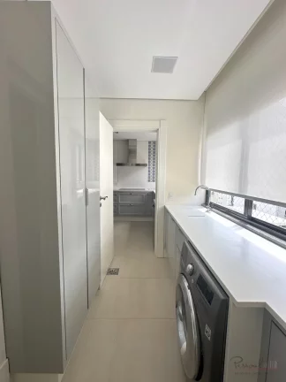 Imagem Linda cobertura em duplex com 272 mts2 privativos, 2 garagens, 3 dormitórios, sendo 1 suíte master...