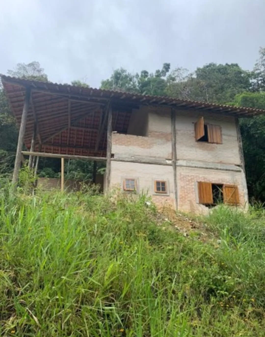 Imagem Chácara à venda 2 Quartos, 1 Suite, 170000M², Zona Rural, Paraibuna - SP