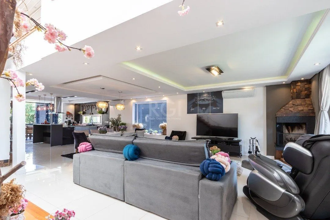 Imagem Casa para Venda - 420m², 3 dormitórios, sendo 3 suites, 8 vagas - Ipanema