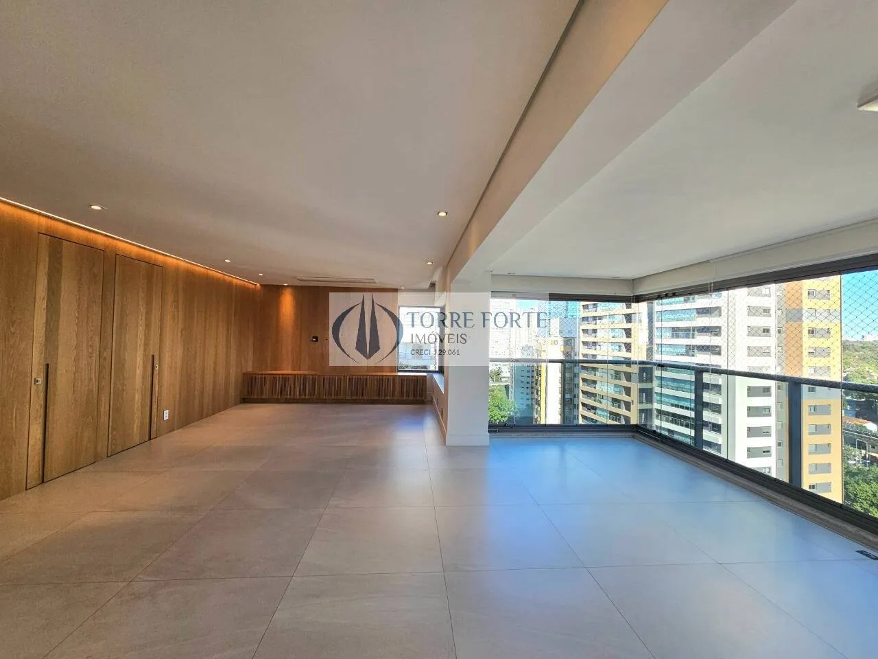 Imagem Belíssimo apartamento 192 m² 3 suítes 5 banheiros 4 vagas, no Campo Belo