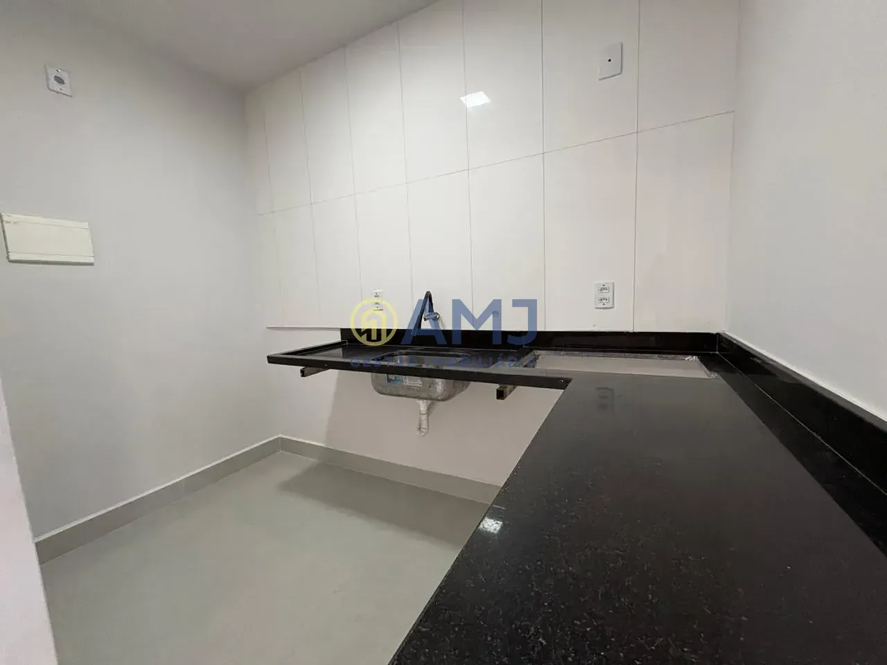 Imagem Casa Totalmente Reformada no Setor Orientville!
