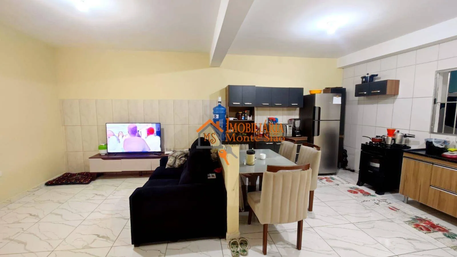 Imagem Sobrado à venda com 3 casas, 250 m² por R$ 450.000 - Parque Primavera - Guarulhos/SP