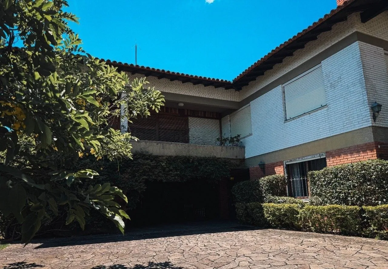 Imagem Casa bairro Sétimo Céu, 463m² privativos, vista privilegiada do Rio Guaíba em terreno de 1.423m².