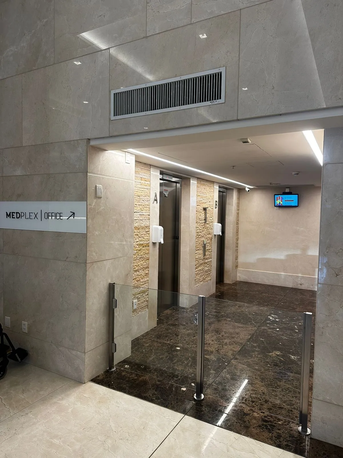 Imagem Sala Comercial em Cristo Redentor