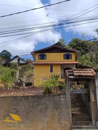 Imagem Vendo Casa em Varginha com Terreno 470 mts² e 125 mts² de Edificação
