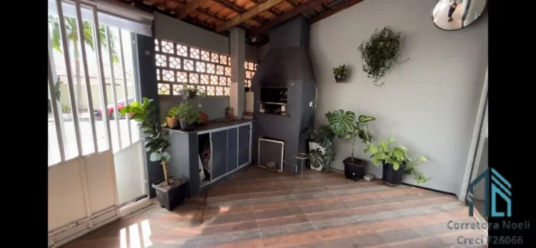 Imagem Casa ampla com edícula, 03 quartos c/edícula, no Boqueirão em Curitiba PR
