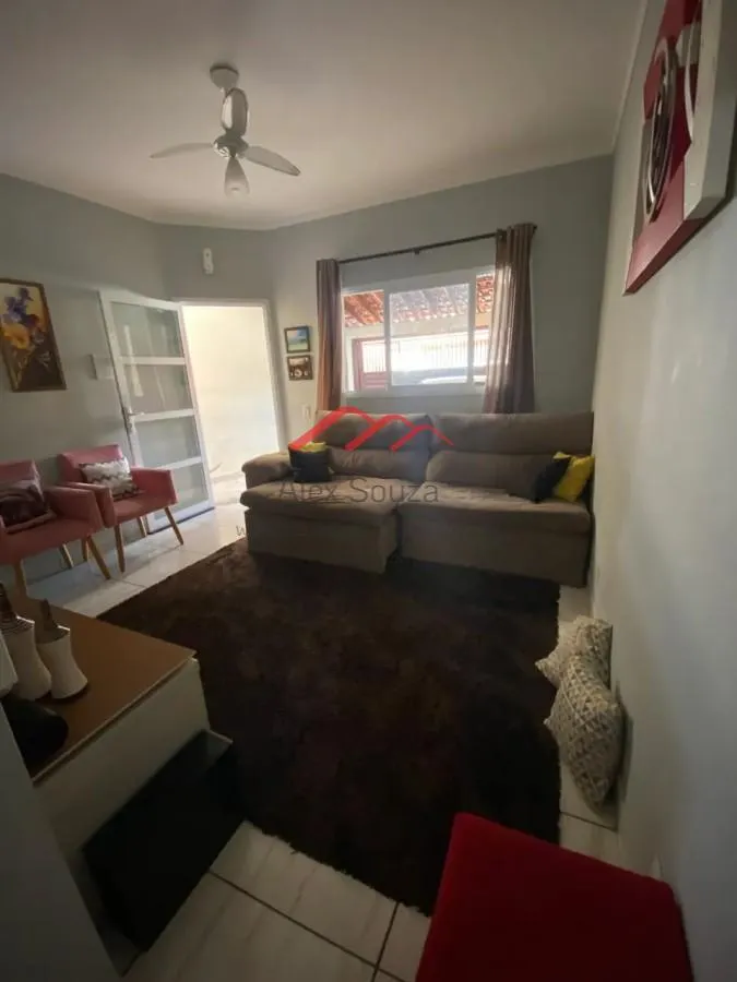 Imagem Casa para Venda em Hortolândia, Jardim Interlagos, 2 dormitórios, 1 suíte, 1 banheiro, 2 vagas