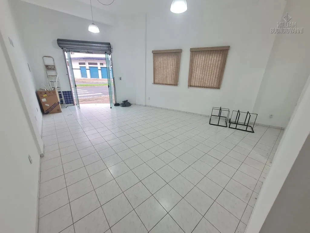 Imagem Loja comercial especial no Solemar