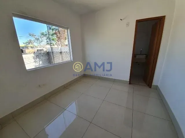Imagem Sobrado a Venda - Condomínio Jardim Imperial no St. Goiânia 2