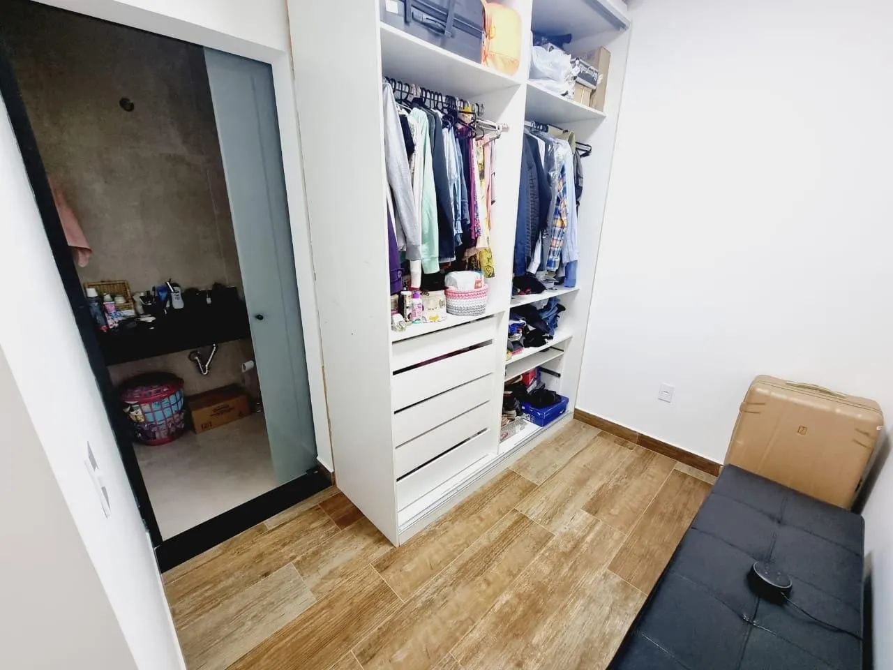 Imagem Casa à venda 3 Quartos, 1 Suite, 4 Vagas, 300M², Parque São Luís, Taubaté - SP | Residencial Jatobá