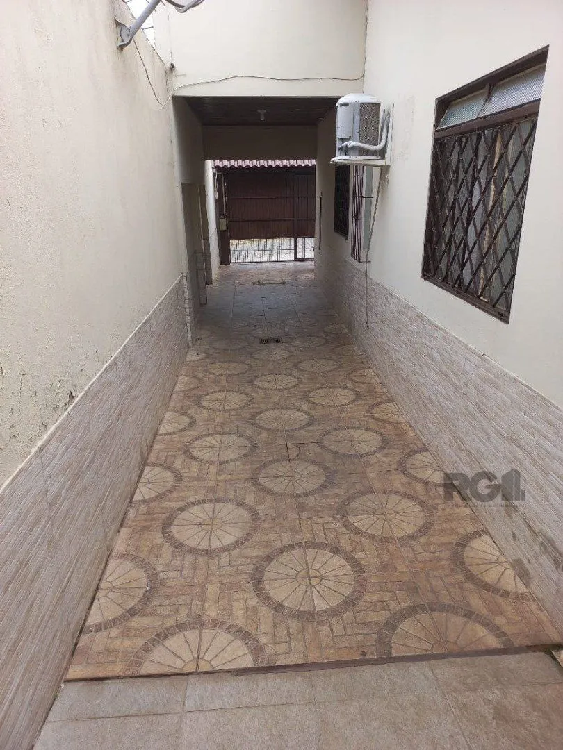 Imagem Casa 2 dormitórios com piscina na Vila Nova Porto Alegre