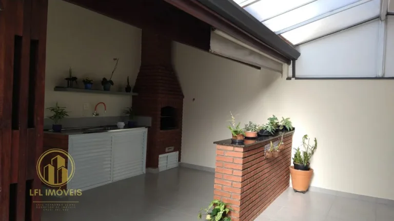 Imagem Sobrado à Venda, 310 m², 3 dormitórios, 4 vagas. - Adalgisa / Osasco