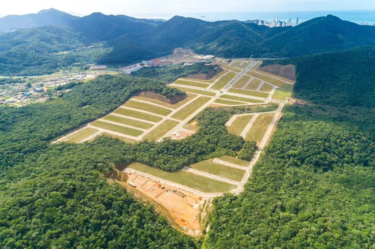 Imagem Loteamento à venda com 300m2 por R$ 750.000,00